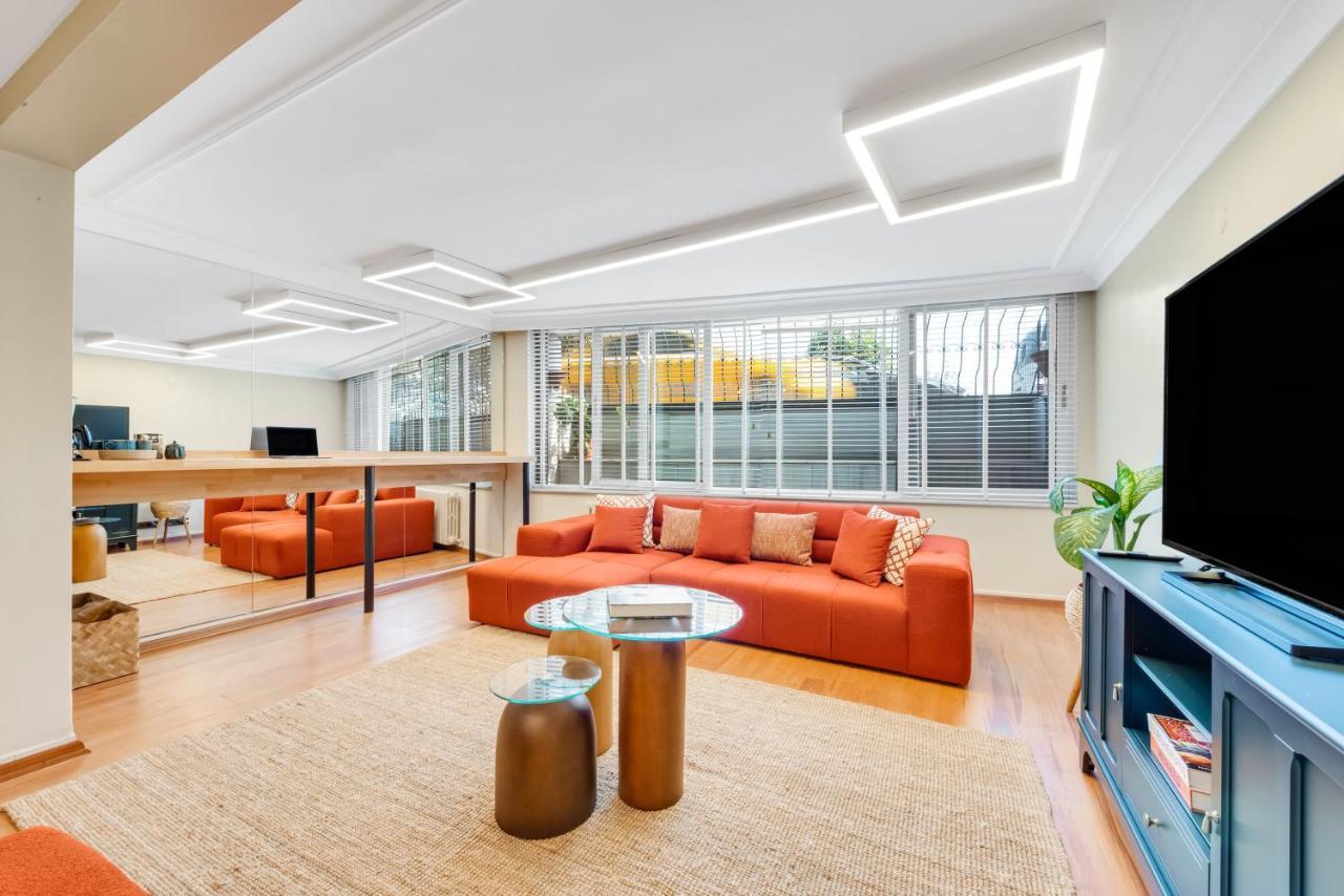 Modern Flat In The Heart Of Istanbul Apartment Ngoại thất bức ảnh